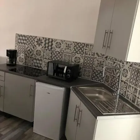 Proche De La Apartment *